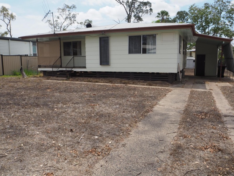 37 Hannah Crescent, Dysart QLD 4745