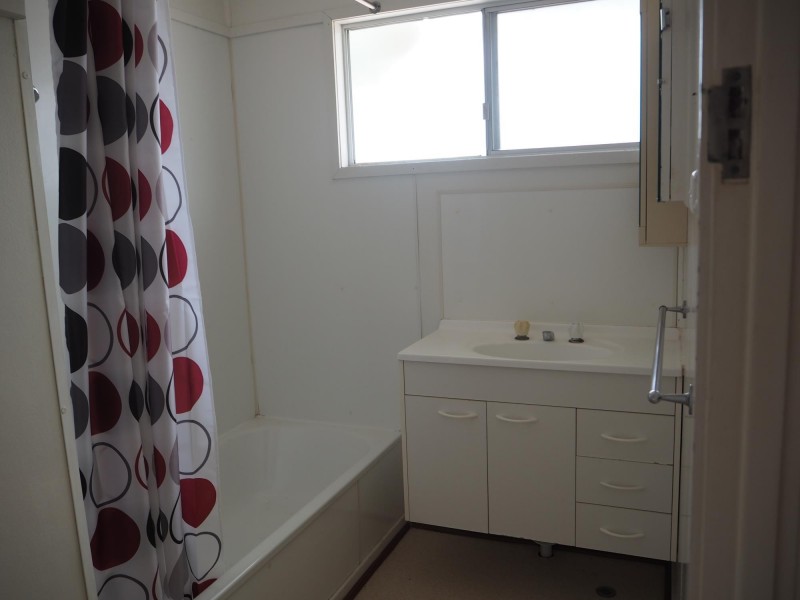 37 Hannah Crescent, Dysart QLD 4745