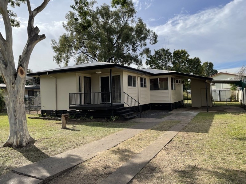 8 Brennan Street, Dysart QLD 4745