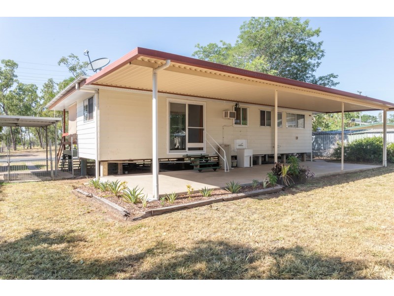 32 Edgerley Street, Dysart QLD 4745