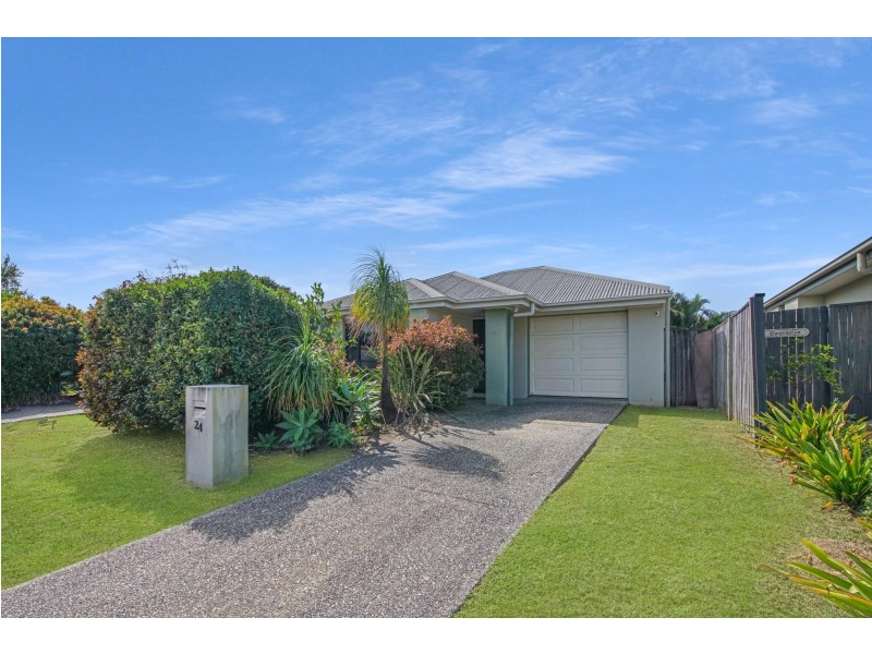 24 Scarborough Circuit, Blacks Beach QLD 4740
