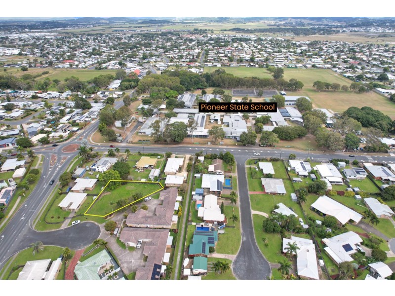 3 Peter Court, Andergrove QLD 4740