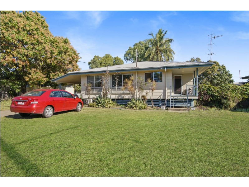 12 Munro Street, Moranbah QLD 4744