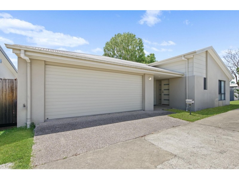 2D Mansfield Drive, Beaconsfield QLD 4740