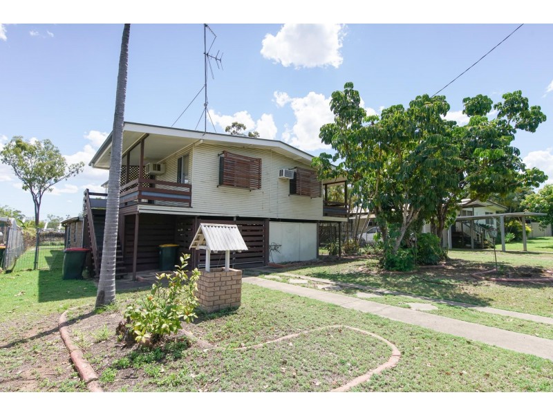 29 Beresford Crescent, Dysart QLD 4745