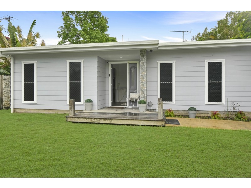 26 Swift Street, Slade Point QLD 4740