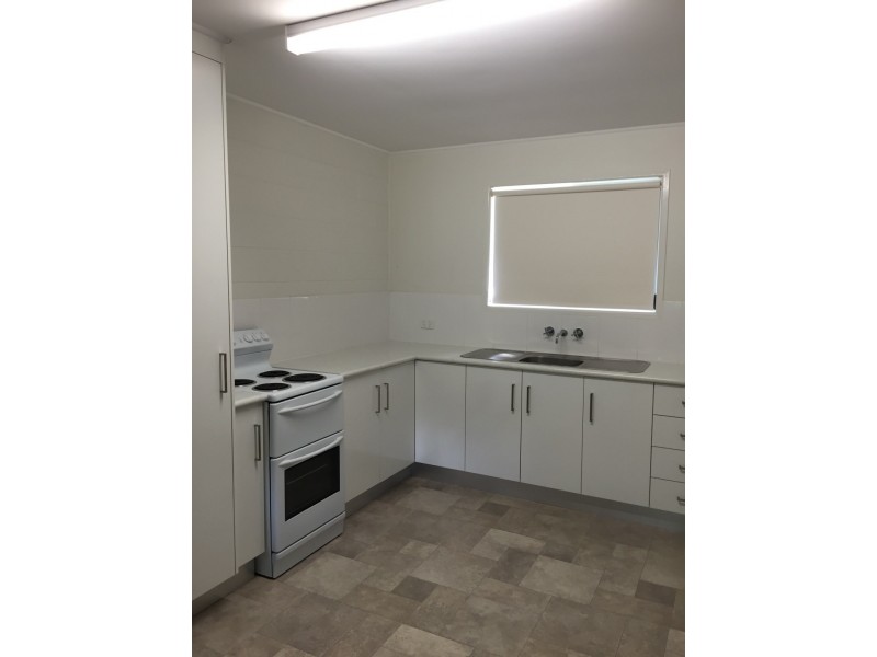 2/83 Bedford Road, Andergrove QLD 4740