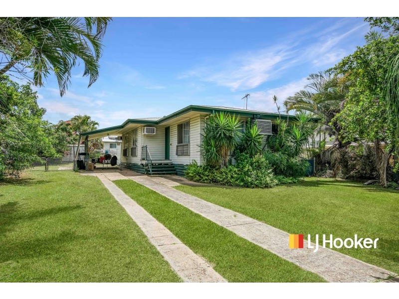 20 Burke Drive, Moranbah QLD 4744