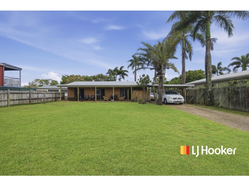 42 South Pacific Avenue, Slade Point QLD 4740