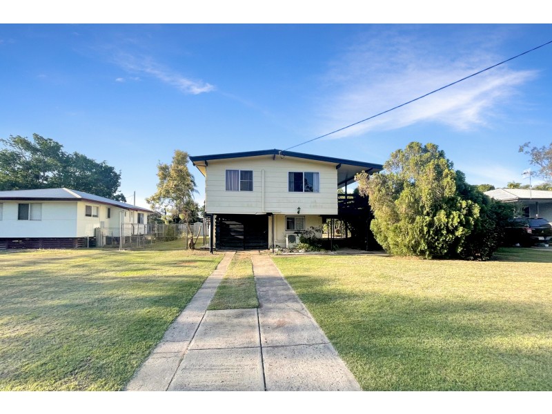 10 Perry Street, Dysart QLD 4745