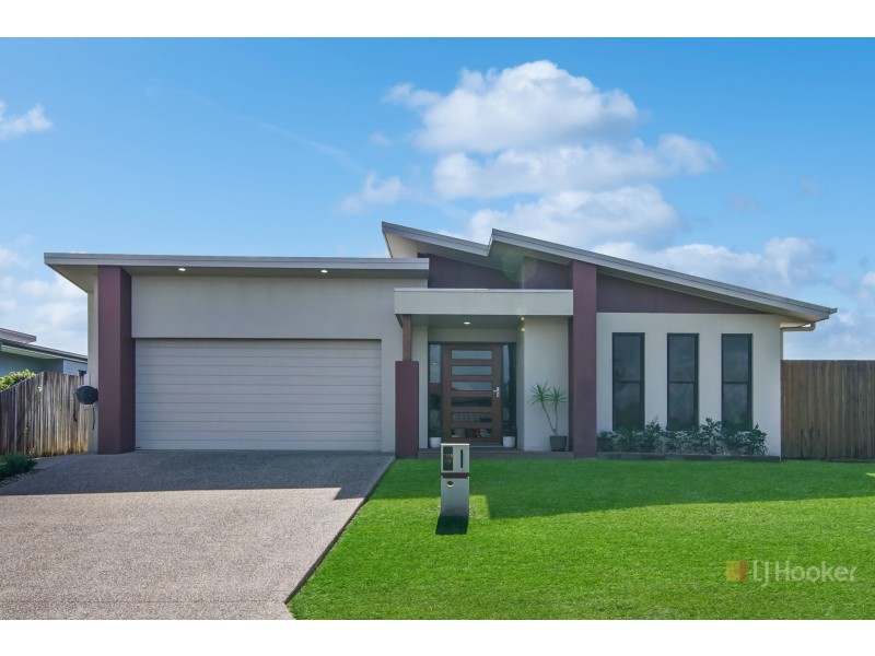 13-15 Lancaster Way, Ooralea QLD 4740