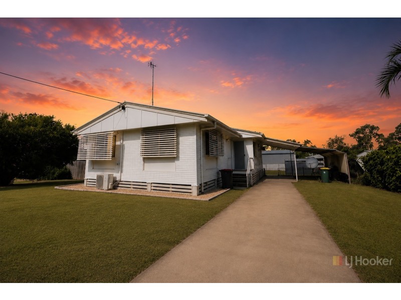 11 Leslie Drive, Moranbah QLD 4744