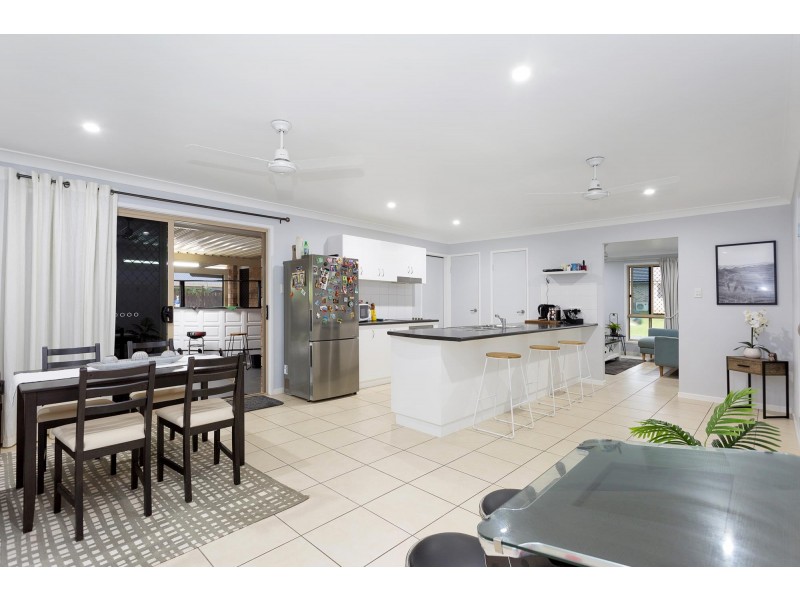 26 Hangan Street, Bucasia QLD 4750