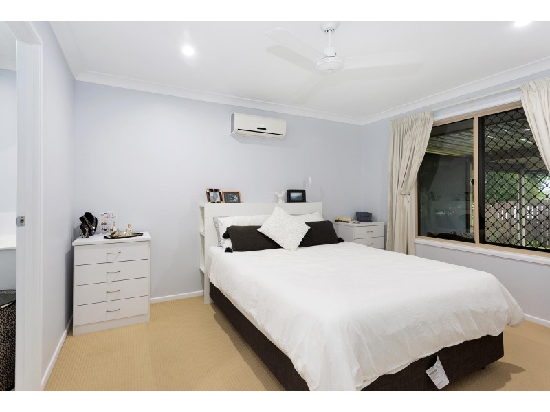 26 Hangan Street, Bucasia QLD 4750