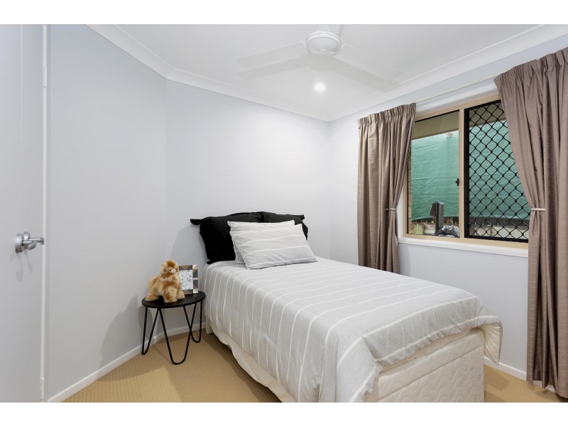 26 Hangan Street, Bucasia QLD 4750