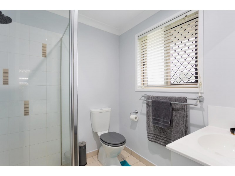 26 Hangan Street, Bucasia QLD 4750
