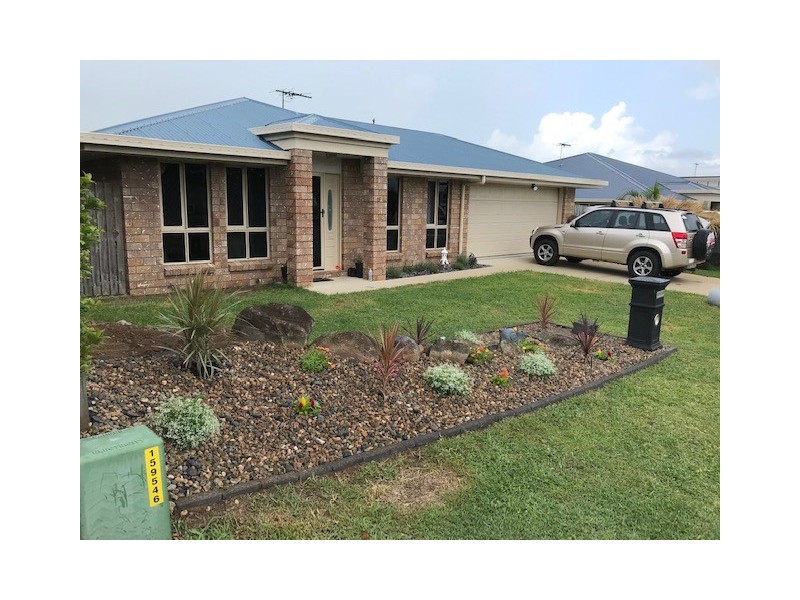 26 Hangan Street, Bucasia QLD 4750