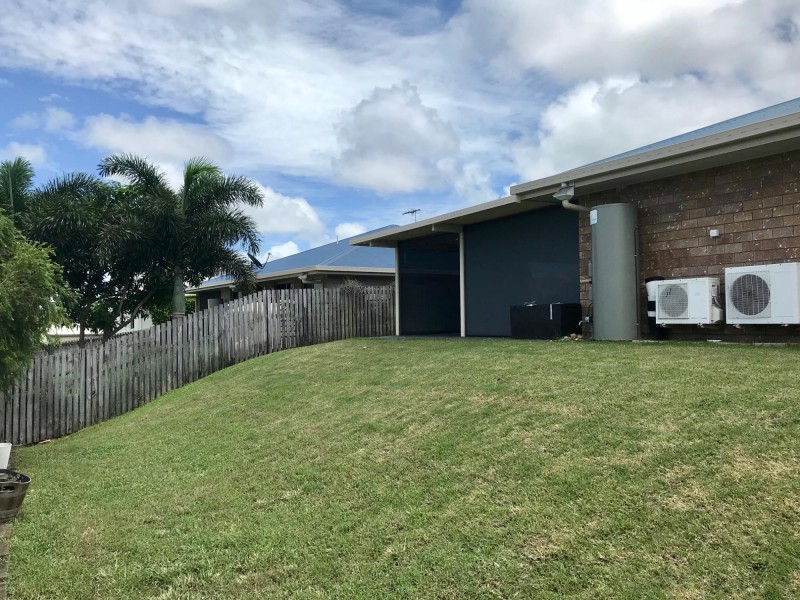 26 Hangan Street, Bucasia QLD 4750