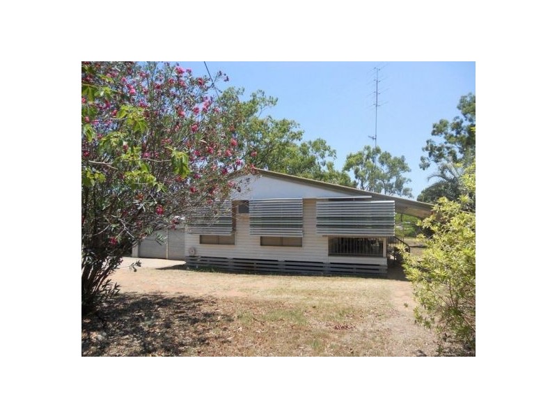 9 Sinnott Court, Moranbah QLD 4744