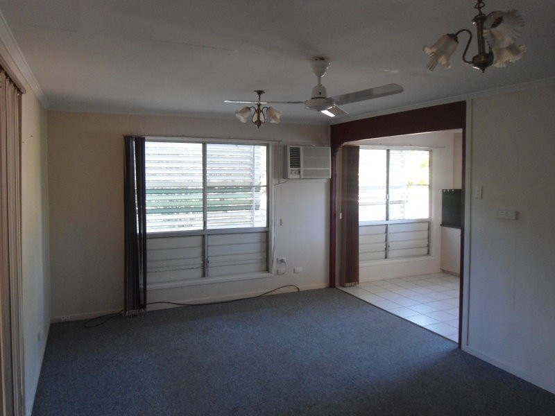 9 Sinnott Court, Moranbah QLD 4744