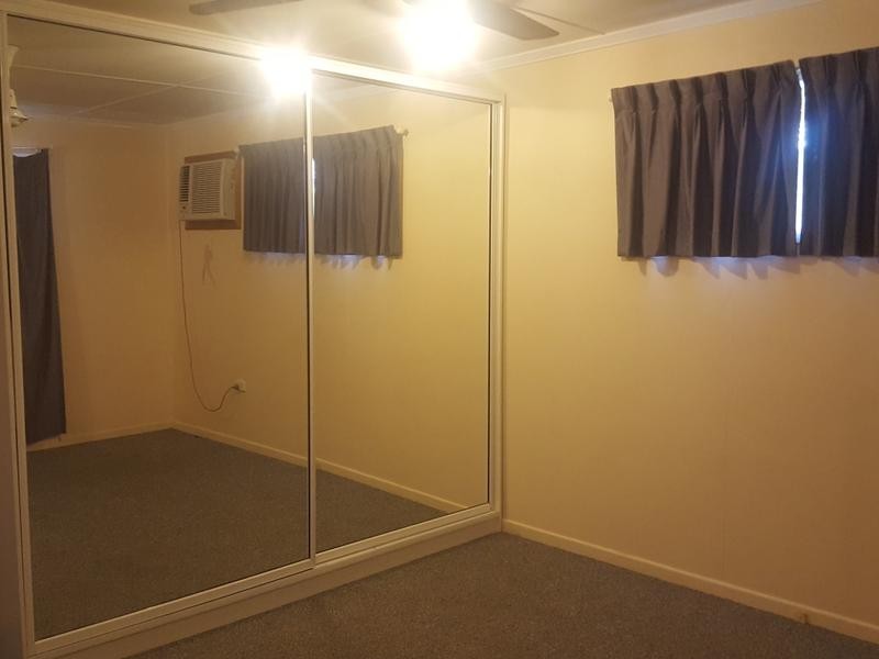 9 Sinnott Court, Moranbah QLD 4744