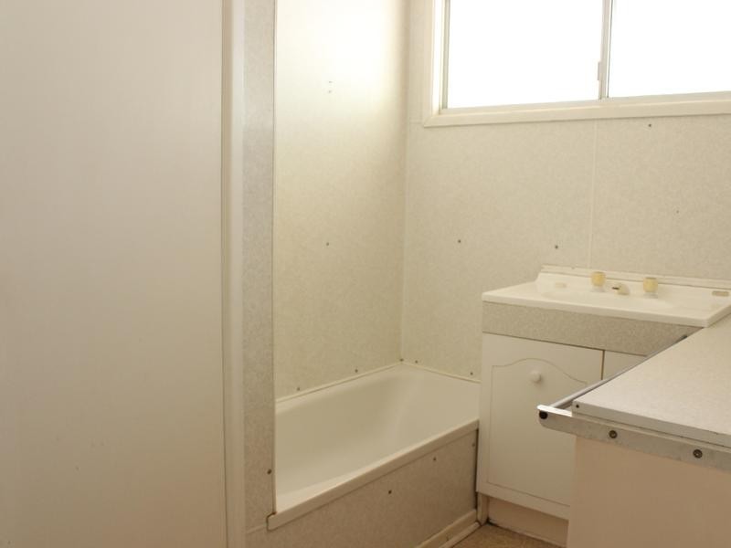 9 Sinnott Court, Moranbah QLD 4744