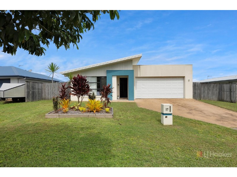 17 Hinkler Court, Rural View QLD 4740