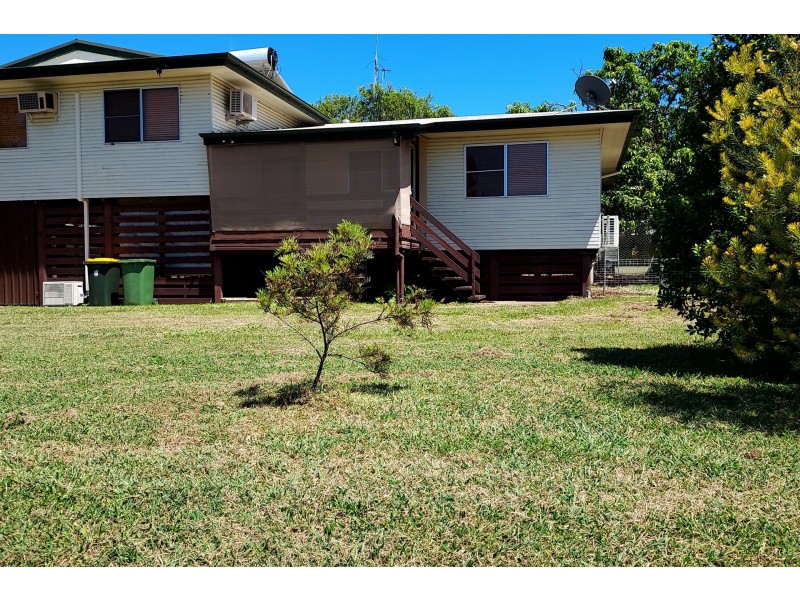 1 Fraser Court, Dysart QLD 4745
