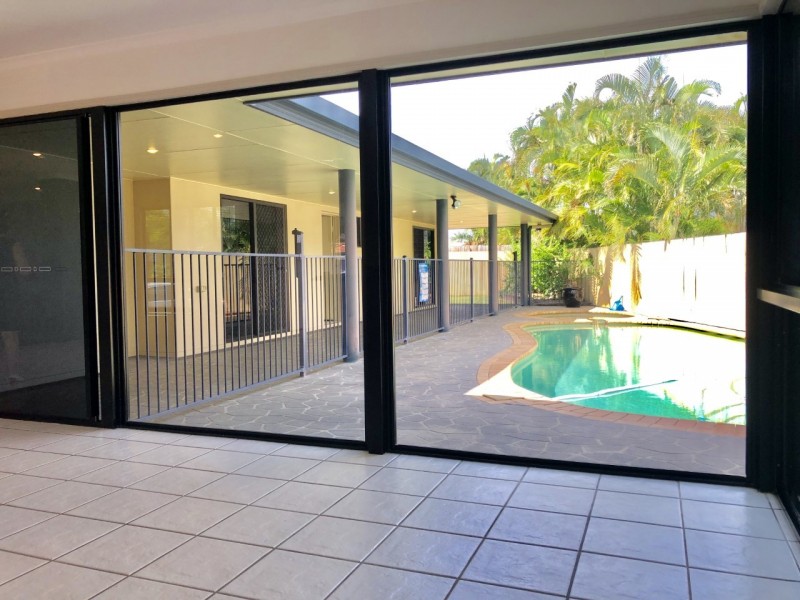 4 Kensington Court, Glenella QLD 4740