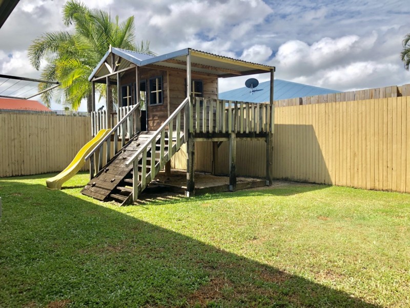 4 Kensington Court, Glenella QLD 4740