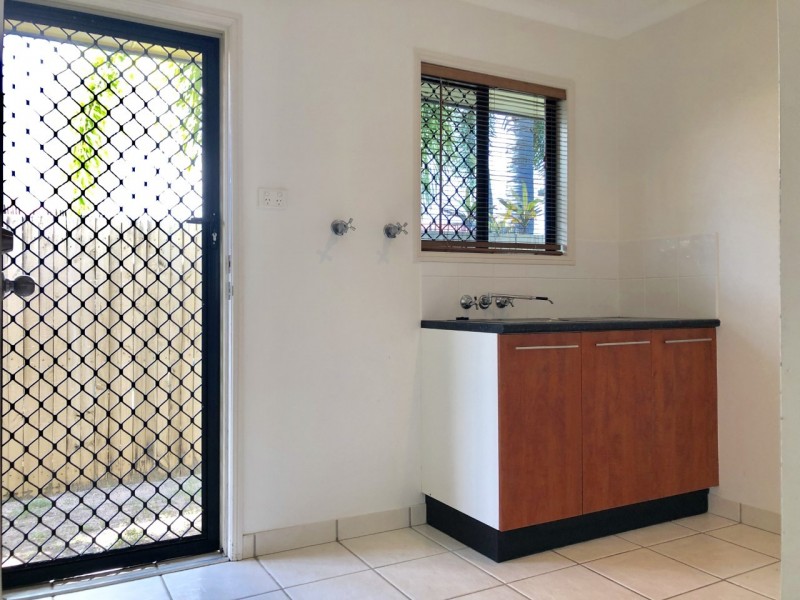 4 Kensington Court, Glenella QLD 4740