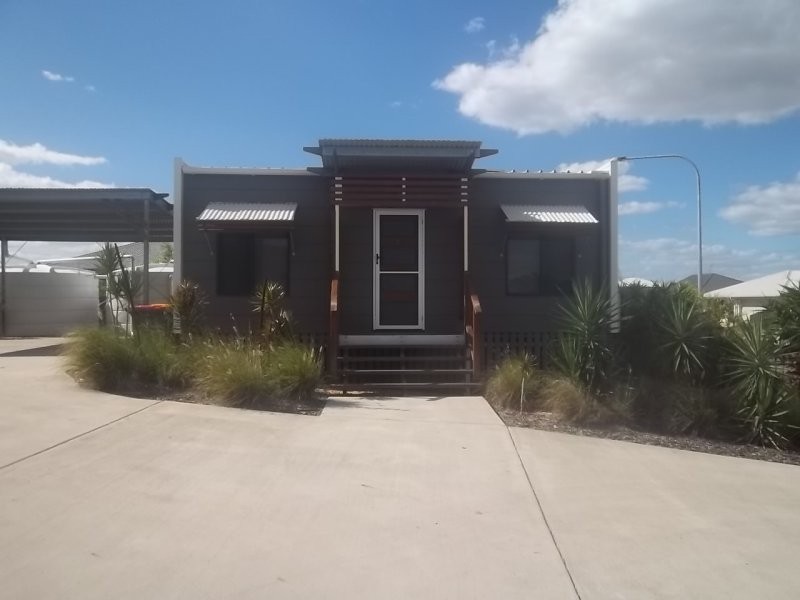 1/37-43 Utah Drive, Moranbah QLD 4744