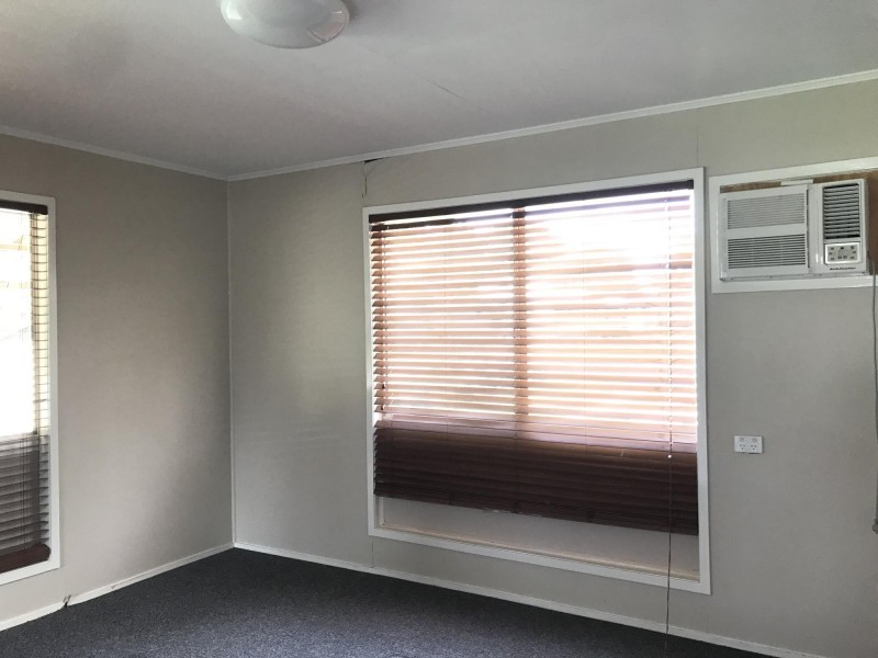 10 Harris Court, Moranbah QLD 4744