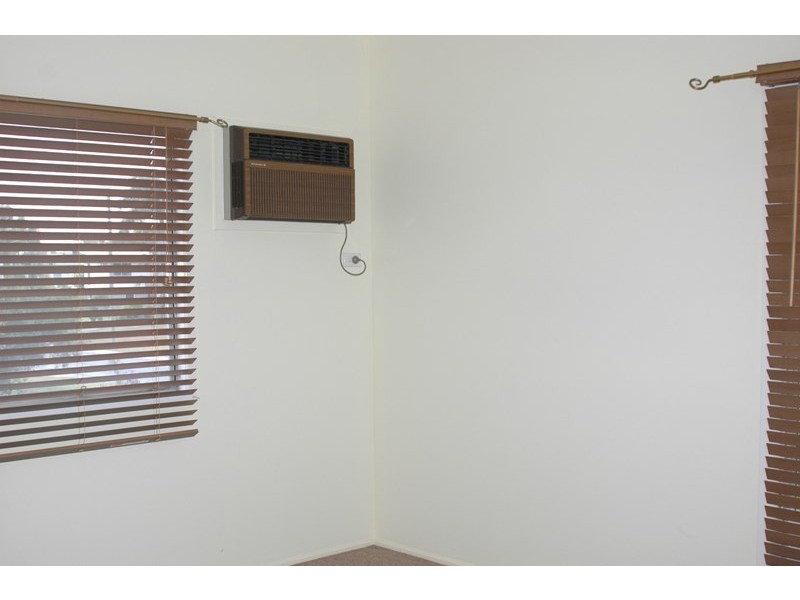 5 Yeates Street, Moranbah QLD 4744