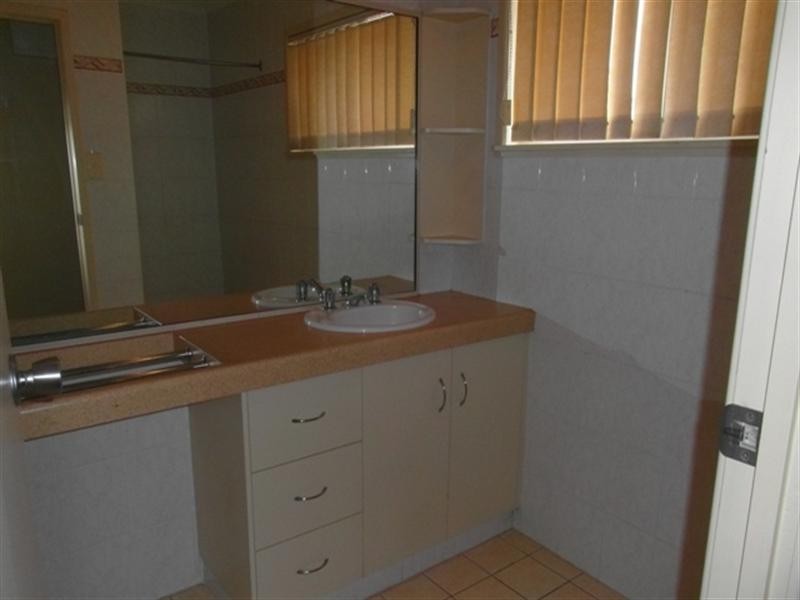 3/310 Shakespeare Street, Mackay QLD 4740