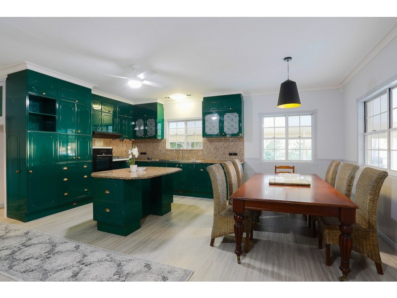 3 Russell Avenue, Slade Point QLD 4740