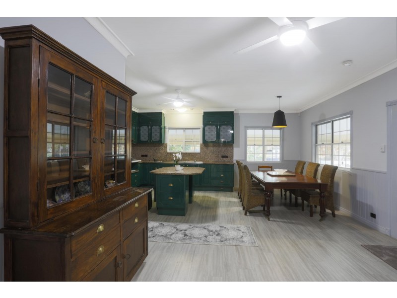 3 Russell Avenue, Slade Point QLD 4740