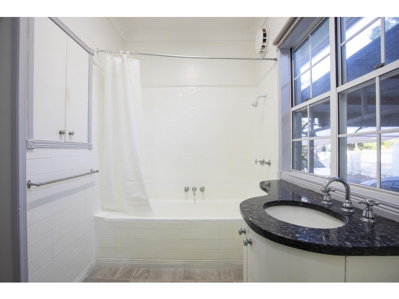 3 Russell Avenue, Slade Point QLD 4740
