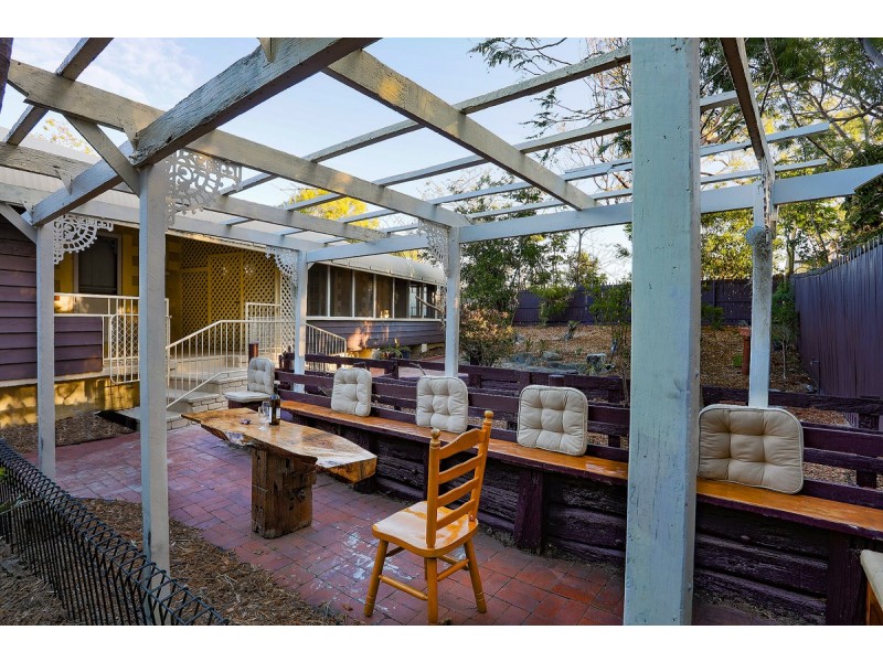 3 Russell Avenue, Slade Point QLD 4740