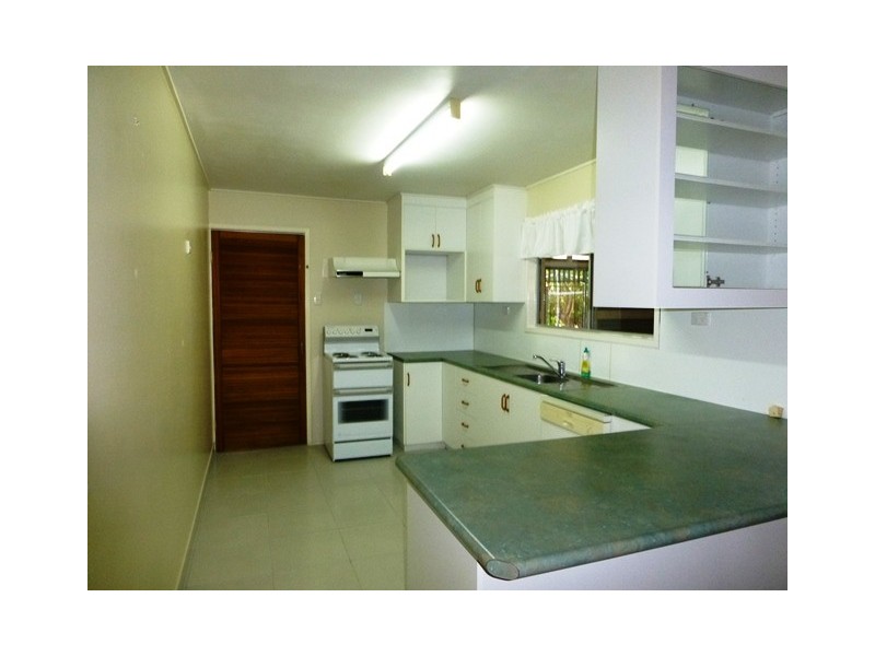 29 Shannon Crescent, Dysart QLD 4745