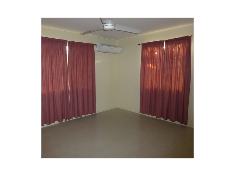 29 Shannon Crescent, Dysart QLD 4745