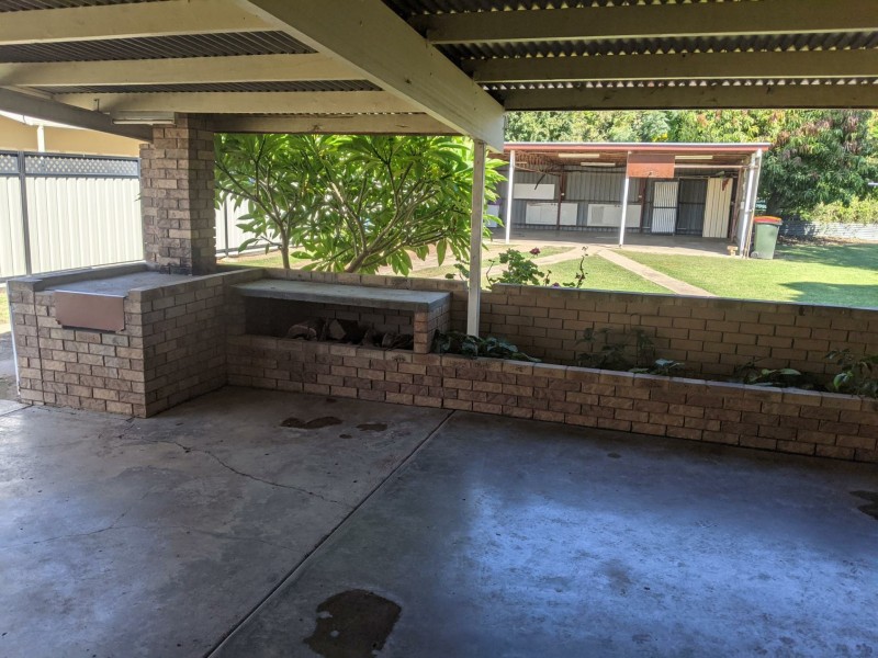 64 Bowen Street, Goondiwindi QLD 4390