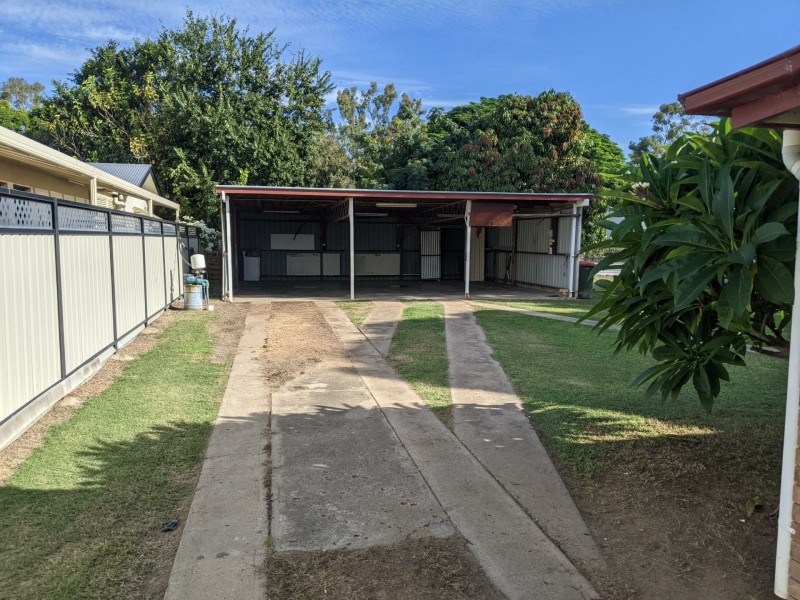 64 Bowen Street, Goondiwindi QLD 4390