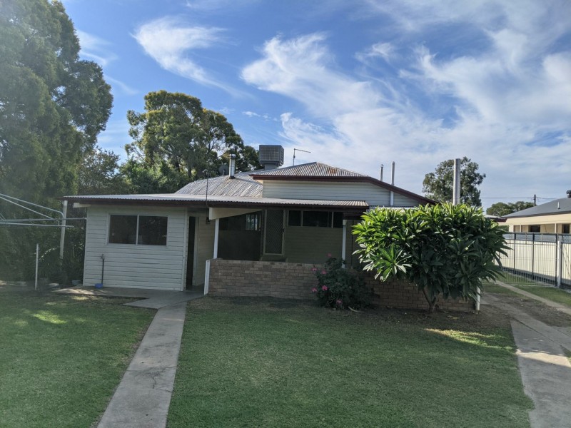 64 Bowen Street, Goondiwindi QLD 4390