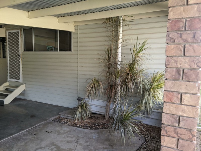 64 Bowen Street, Goondiwindi QLD 4390