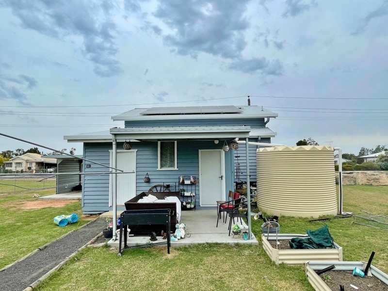 41 Kaboon Street, Yelarbon QLD 4388