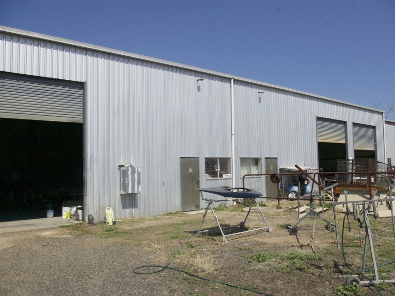 4 Henderson Road, Goondiwindi QLD 4390