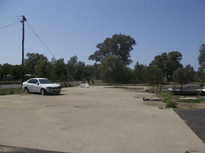 4 Henderson Road, Goondiwindi QLD 4390