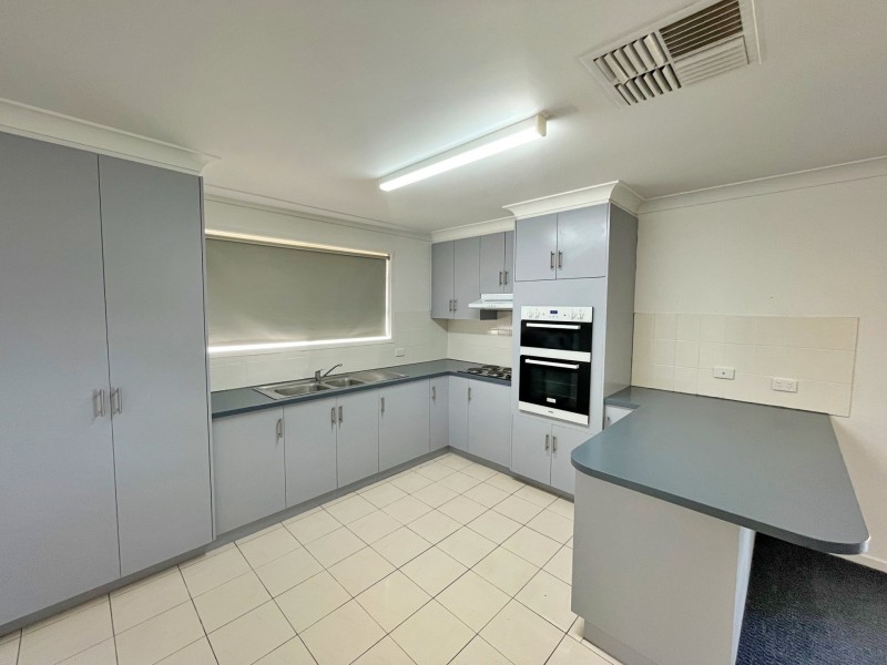 27 Jacaranda Drive, Goondiwindi QLD 4390