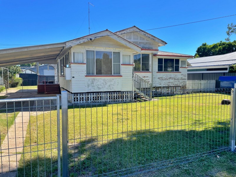 21 Bowen Street, Goondiwindi QLD 4390